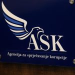 Savić birala kumu za direktoricu, Radunović glasao za „Srpsku kuću“