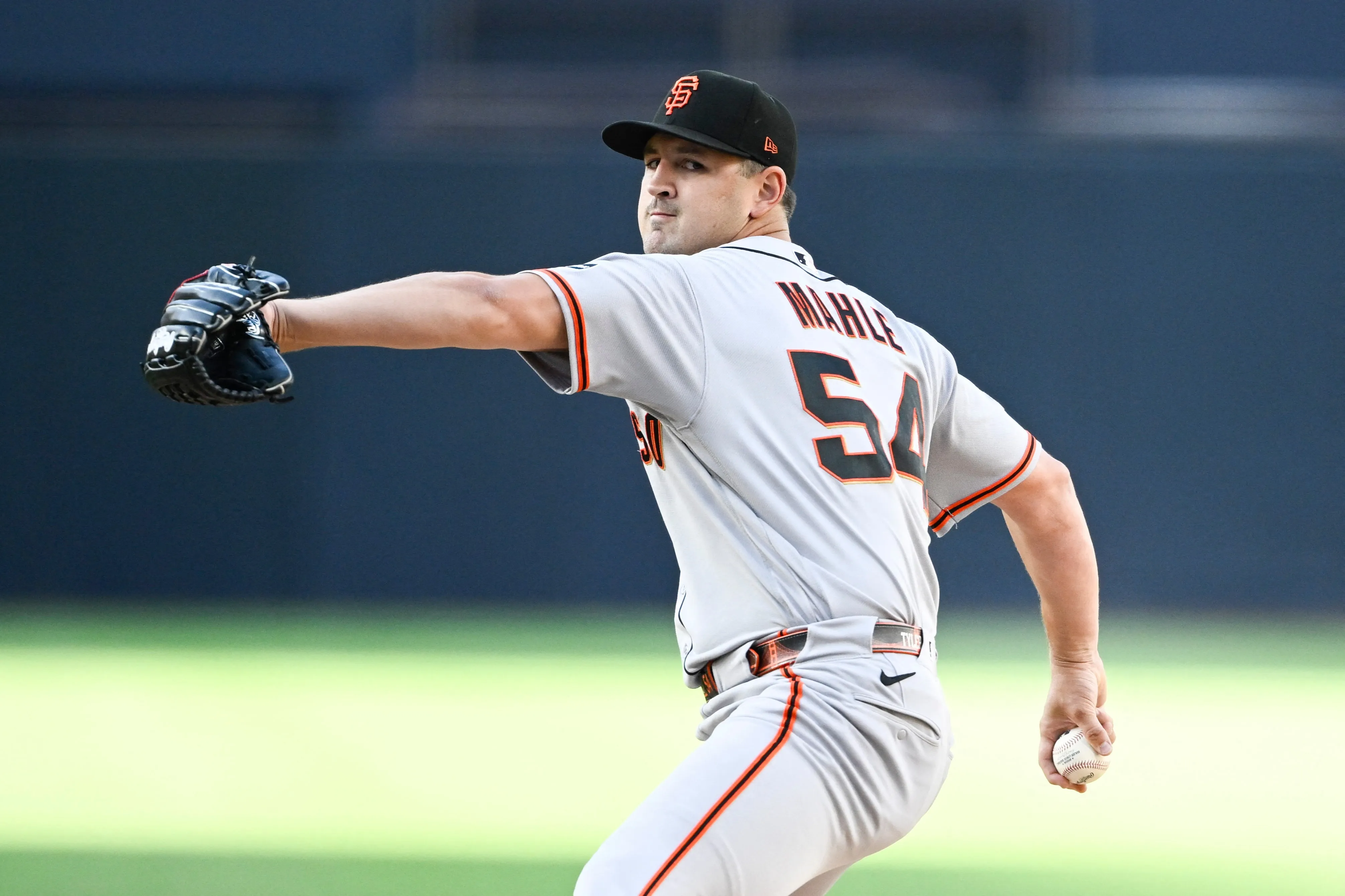 Giants send Tyler Mahle to Braves as trade deadline sell-off appears underway