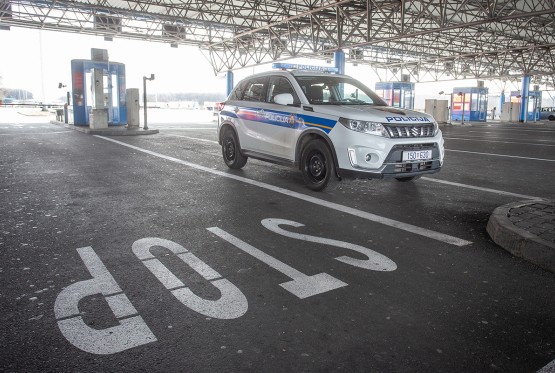 Na Bajakovu uhapšen Ukrajinac: Osumnjičen da je glumio doktora i ženu prevario za 70.000 evra