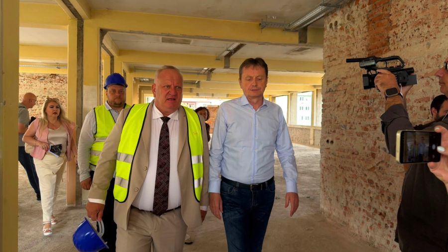 Cvetanović: Grad pregovara o kupovini zgrade Garnizona, u planu novi infrastrukturni projekti