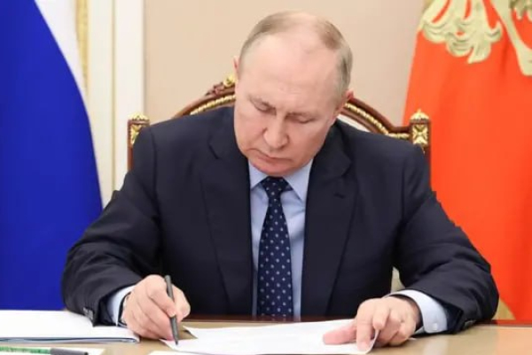 Путин арестовал имущество релокантов