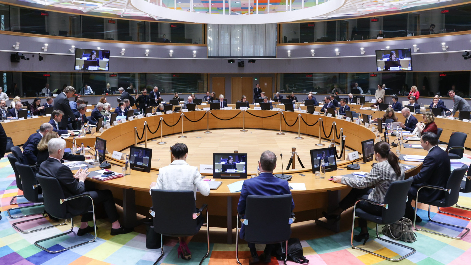 Le Monde: Brisel može imenovati visokog predstavnika za dijalog sa Rusijom