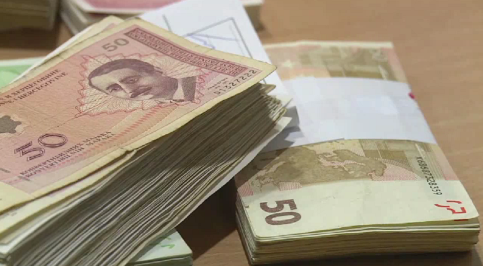 Komšije ostavile 40,5 miliona KM u prodavnicama u BiH, ali kupovina osjetno pada