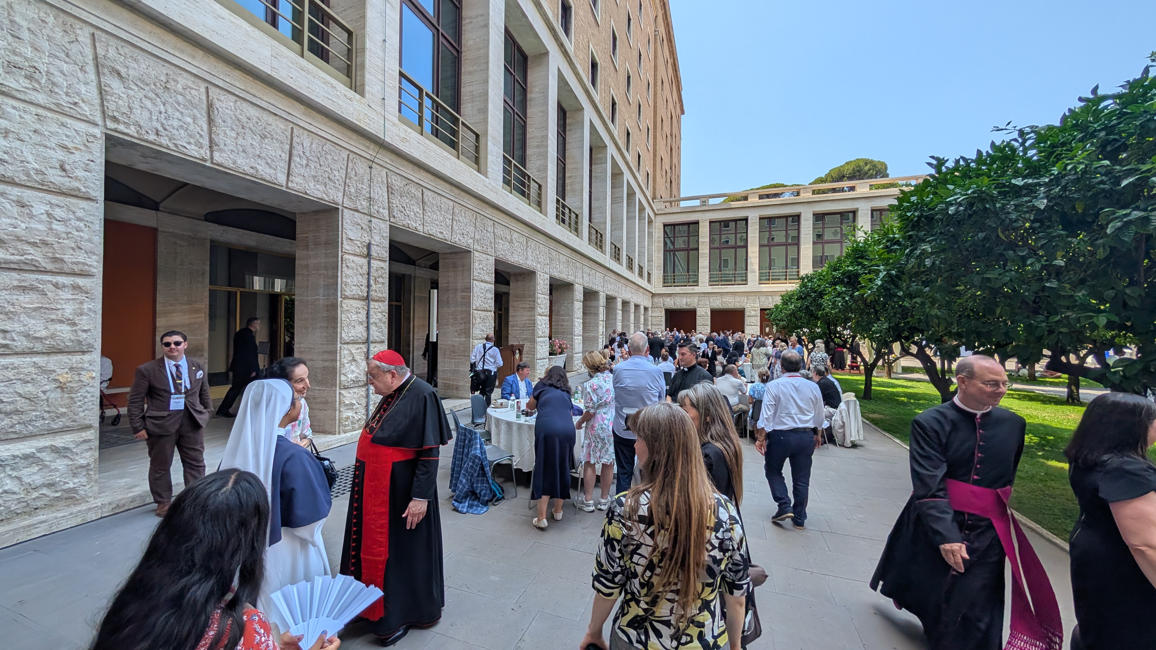 ‘A bit surreal’: American pilgrims join new archbishops in Rome for pallium Mass
