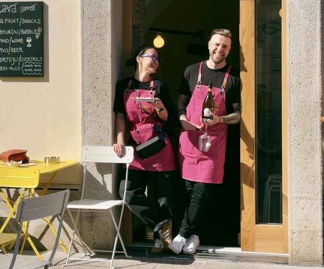 Pustila varni službi in odprla lokal na Trubarjevi: LJubo navdušuje z majhnimi grižljaji