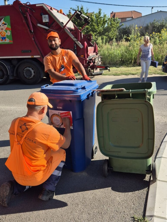 „Gradska čistoća“ i GO Surčin u subotu organizuju podelu zelenih i plavih PVC kanti u naselju Ključ
