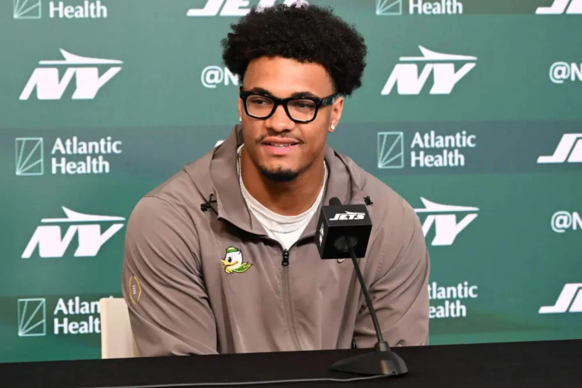 Kenyon Sadiq seeing Shedeur Sanders get pranked caused ‘fear’ when Jets made NFL draft call