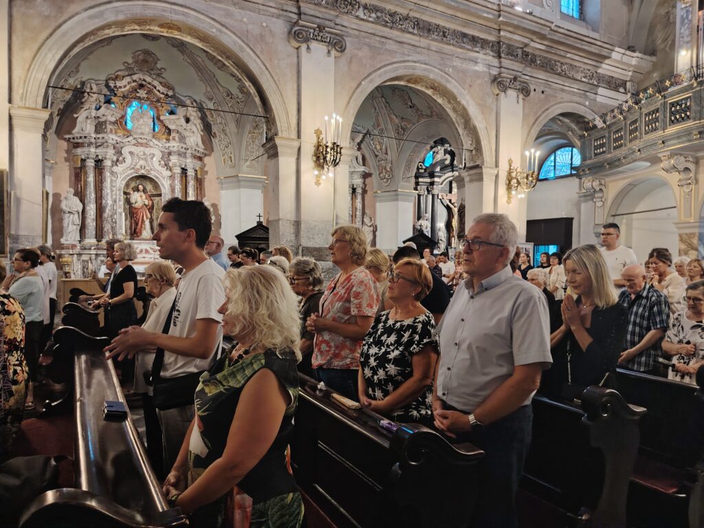 Nadbiskup Uzinić: Naša vjera treba postati djelo, pružena ruka onome kome je potrebna