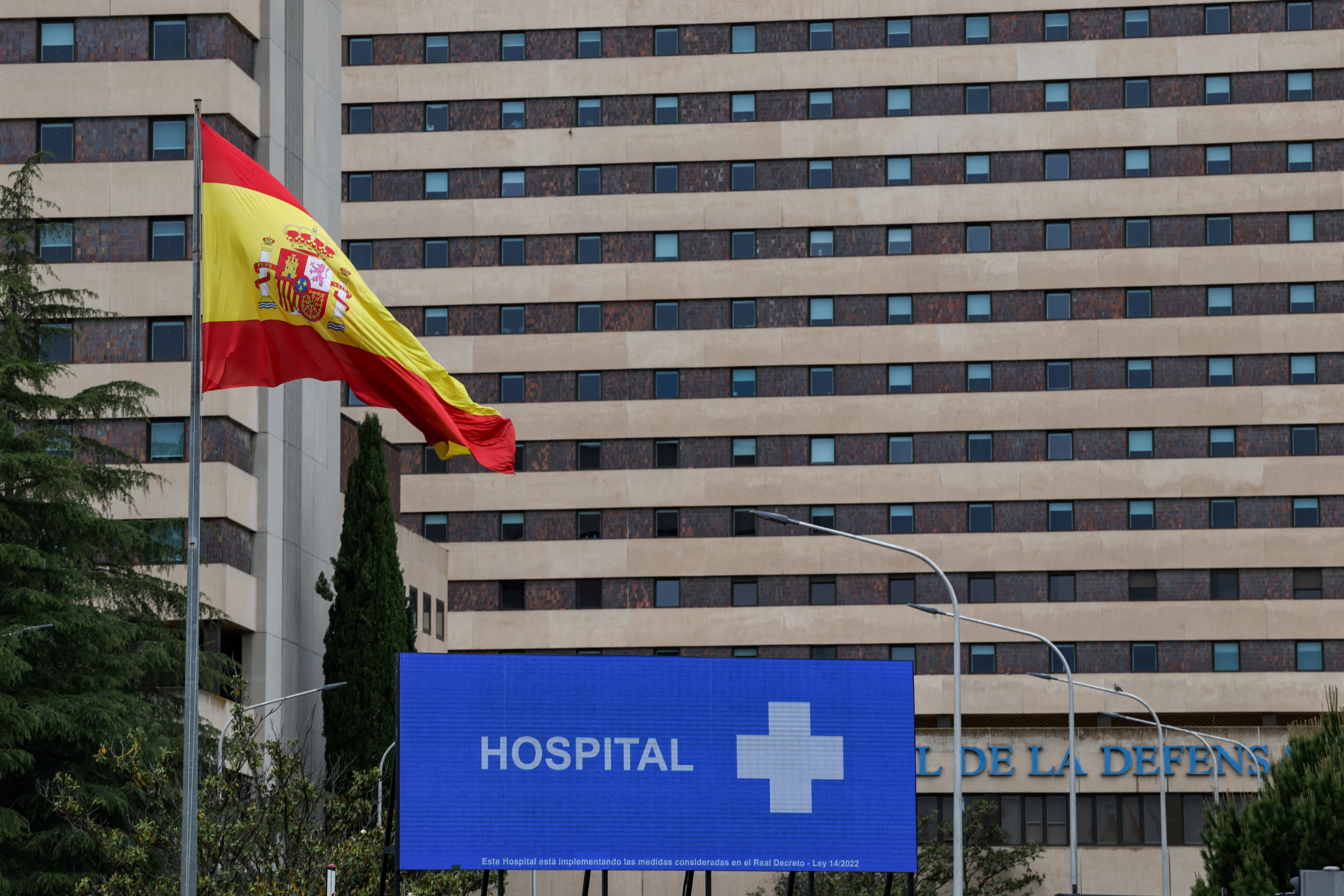 Spanish passenger from the MV Hondius cruise ship tests positive for hantavirus