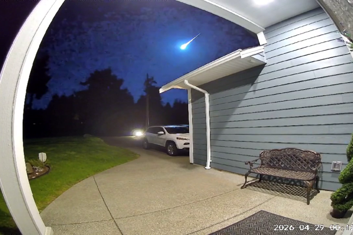 Did a meteor spark a fire in a chalet on Mount Washington?