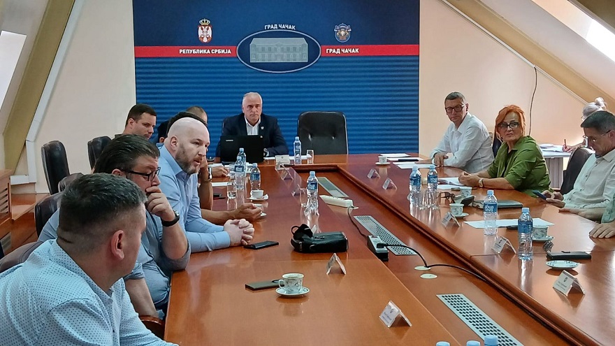 Od danas na snazi zabrana zalivanja, pranja ulica, punjenja bazena