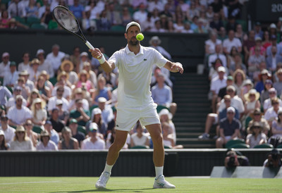 JOŠ KORAK DO SINERA: Nole ponovo izgubio set, ali stopirao simpatičnog Rusa (VIDEO)