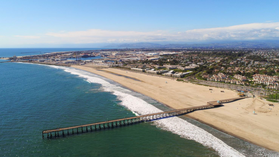 Public advised to stay out of 2 Ventura County beaches due to sewage discharge