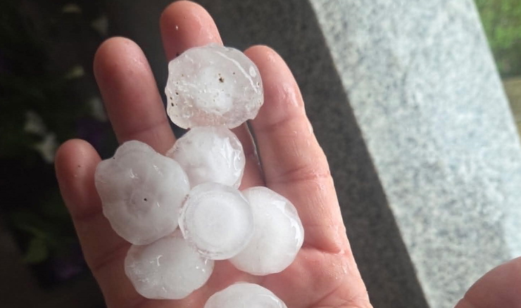 Jako nevrijeme na sjeveru, u Jakšiću nevrijeme uništilo krov škole