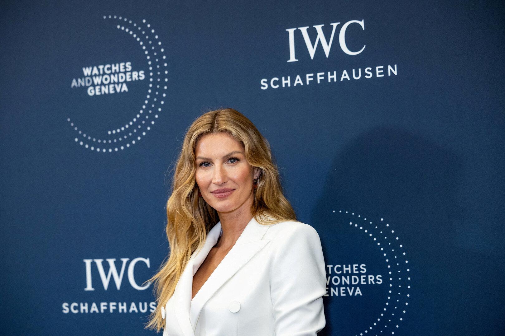 Patchwork: Gisele Bündchen teilt neue Strandfotos mit kleinem Sohn