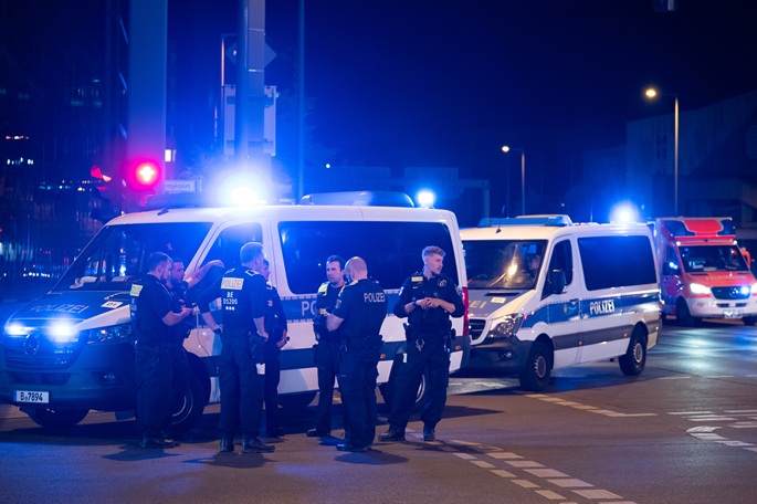 Suspect in Berlin ramming attack shot dead by police