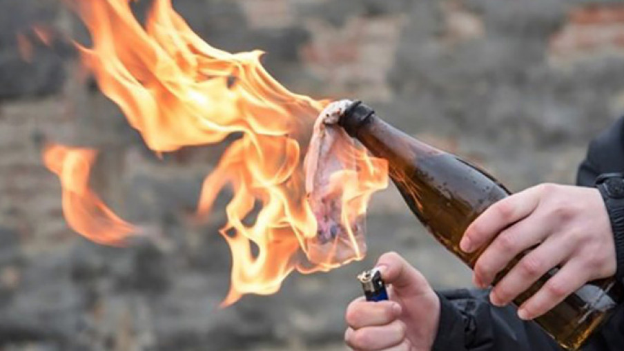 Napad kod Lipljana: Bačen Molotovljev koktel na automobil Srbina u selu Rabovce