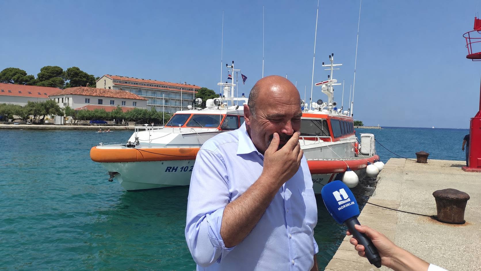 ŠEST MRTVIH U DVA TJEDNA NA JADRANU, A ON ŠUTI Dok more guta živote, šef sigurnosti plovidbe obilazi svjetske konferencije!