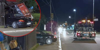 Uhapšen vozač koji se "poršeom" zakucao u kiosk: Velikom brzinom uleteo u trafiku u Obrenovcu, radnica teško povređena (FOTO)