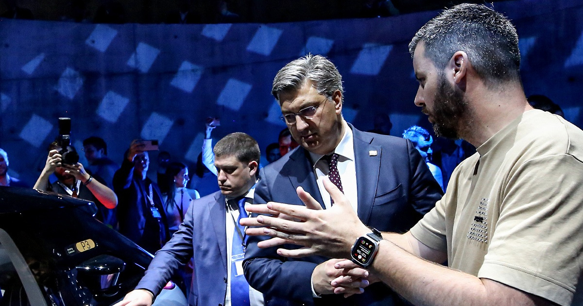 Za robotaksije Rimcu dao 179 milijuna naših eura. Sad kaže: "Ne znam hoće li uspjeti"