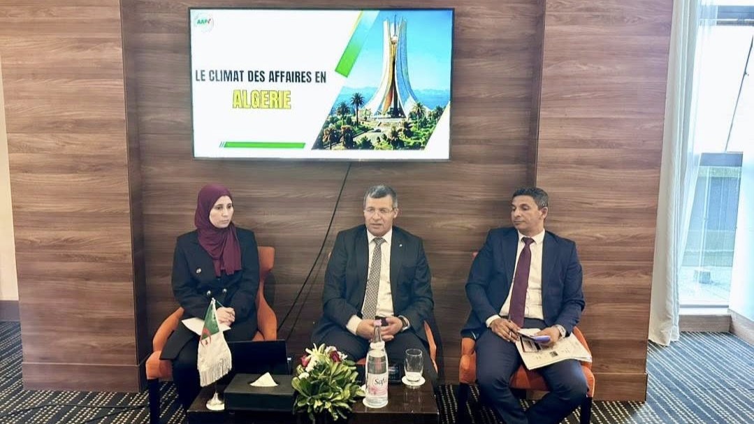 ركاش يبرز مناخ الاستثمار في الجزائر خلال مؤتمر “فيتا 2026”