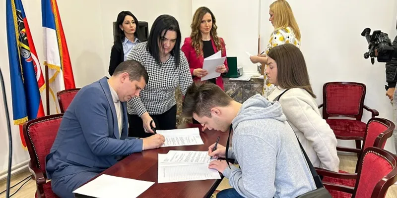 Velika Plana nagradila 250 studenata i 1.500 odličnih učenika