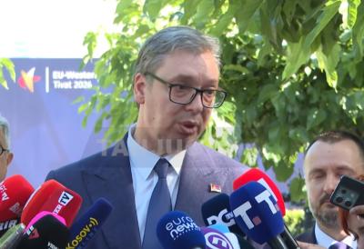 VUČIĆ SE OBRATIO IZ TIVTA: Mi smo apsolutno za predlog Makrona i Merca, to će promeniti i ritam i energiju pristupanja EU