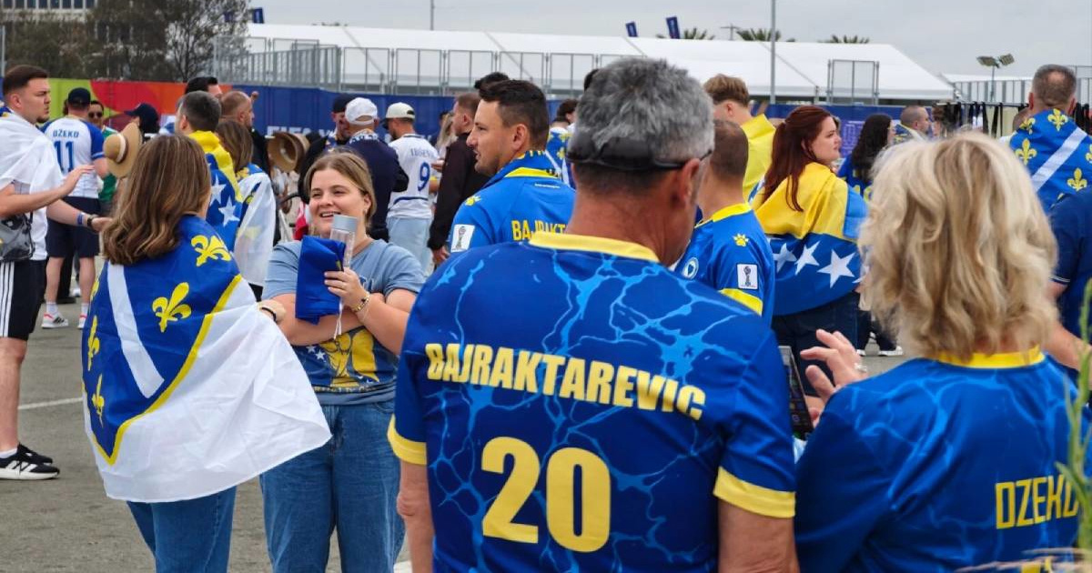 FOTO Navijači Bosne i Hercegovine okupljaju se u LA-u uoči utakmice sa Švicarskom