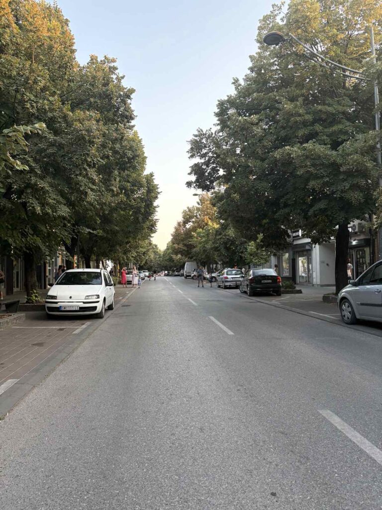 I danas zatvorene ulice u centru Sremske Mitrovice: Izmena saobraćaja od 20.30
