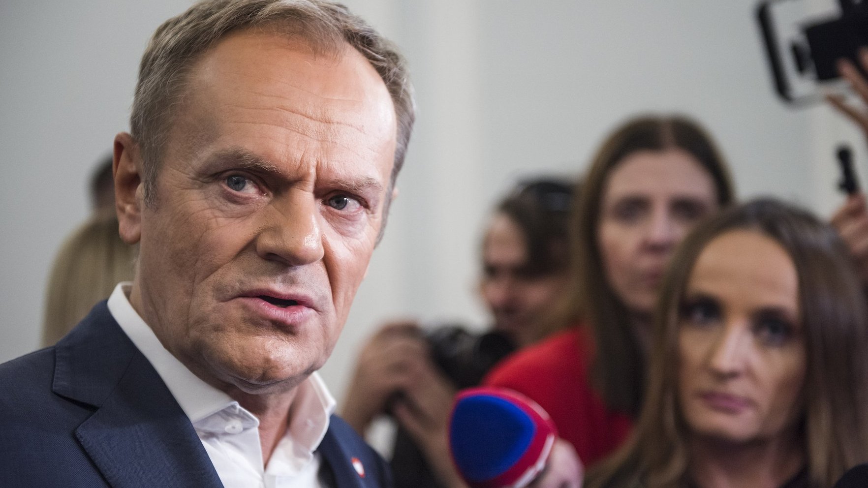 Polija neatzīs bez tās iesaistes pieņemtus ES lēmumus par Krieviju, brīdina Tusks
