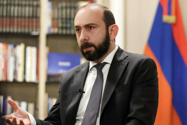 Ереван о «прекрасном диалоге» с Анкарой 