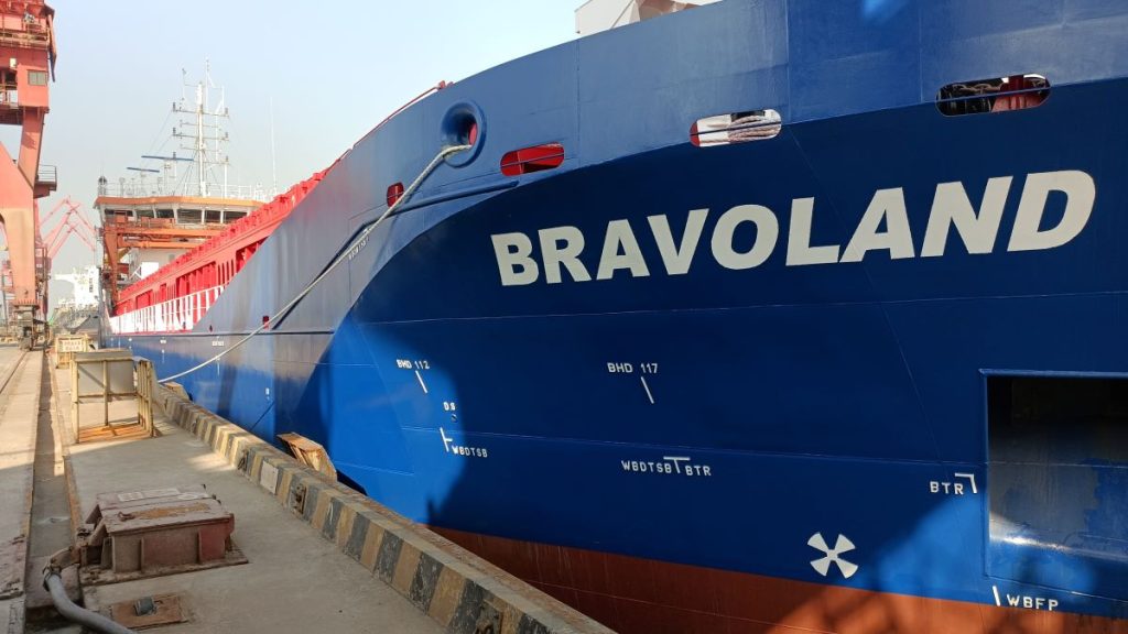 Nya fartyg till Meriaura