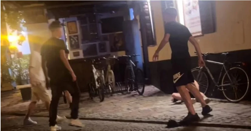 Brutalan incident usred festivala: trojica muškaraca pretukla mladića