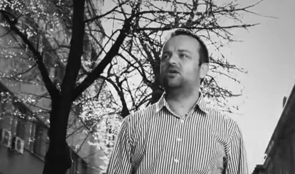 KURIR SAZNAJE, ŽENA POKUŠALA DA SPASE SAŠU KATANČIĆA Pevaču nije bilo spasa - svi detalji tragedije koja je potresla estradu