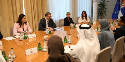 Važan sastanak! Vučić sa ministarkom UAE: Evo o čemu su razgovarali (FOTO)