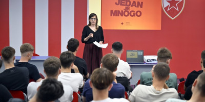 Mozzart nastavlja da podržava edukaciju i zaštitu mladih kroz projekat „I jedan je mnogo”
