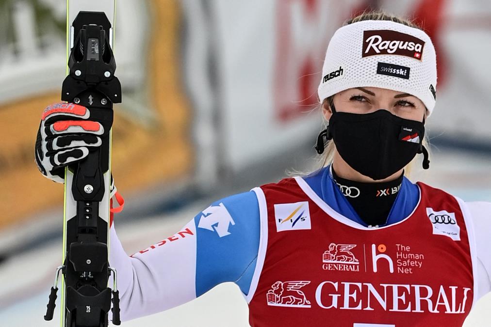 SKI SVET U NEVERICI: Olimpijska šampionka rekla zbogom stazama