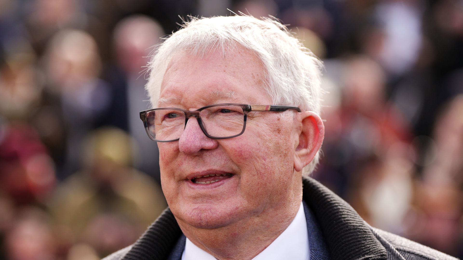 Sir Alex Ferguson taken to hospital after feeling unwell before Manchester United vs Liverpool game
