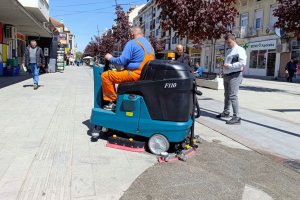 Nova mašina za pranje podova stigla u naš grad