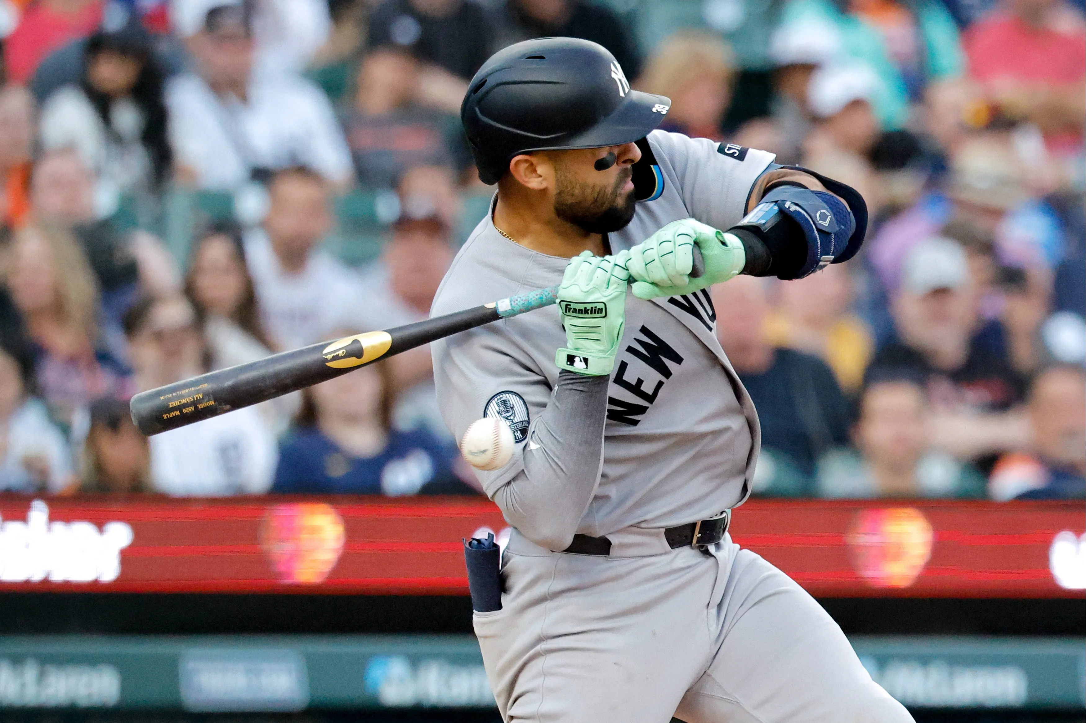 Ali Sanchez exits after getting hit by pitch in Yankees injury worry