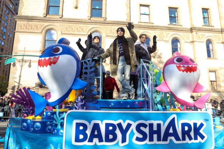 OVU PESMU VAŠI KLINCI NAJVIŠE VOLE DA SLUŠAJU: "Baby Shark" obara nove rekorde, ŠOK u celom svetu! (VIDEO)