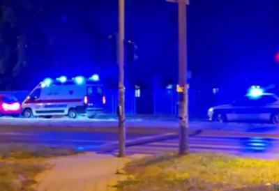 Užas u Novom Sadu: U teškoj nesreći stradao pešak - hitne službe na terenu, obustavljen saobraćaj (VIDEO)
