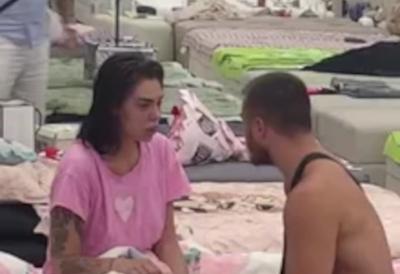 Mina urliče od plača i bola: Viktor je ostavio, nema nazad - Užasno je izvređao 