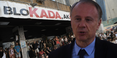 Đokiću, kad je dosta?! Blokaderski papa opet opanjkava Srbiju