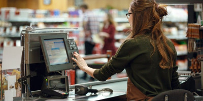 Rigorozne zabrane za maloletnike u Srbiji: Ovaj proizvod više ne mogu da pazare