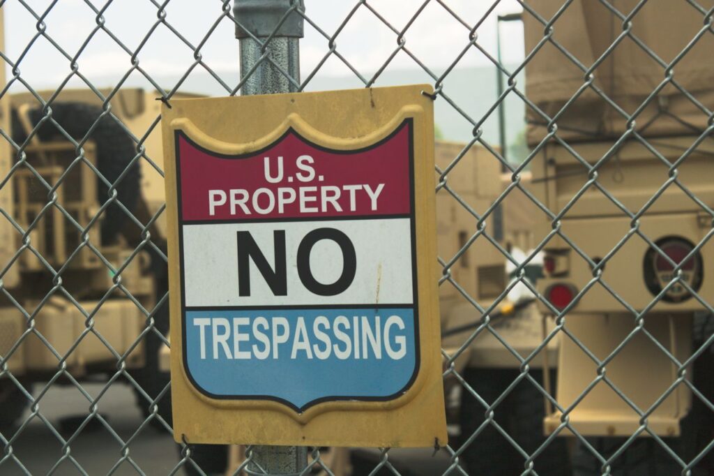 What are the main bases housing US forces in the Middle East?