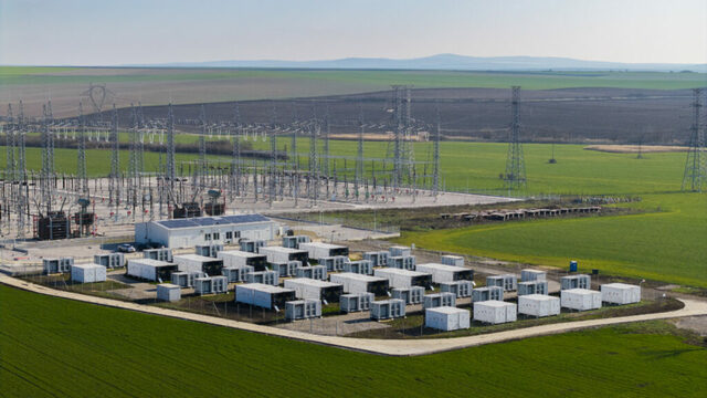 Blackstone инвестира до 2 млрд. евро в датския партньор във ВЕИ проекта "Тенево"