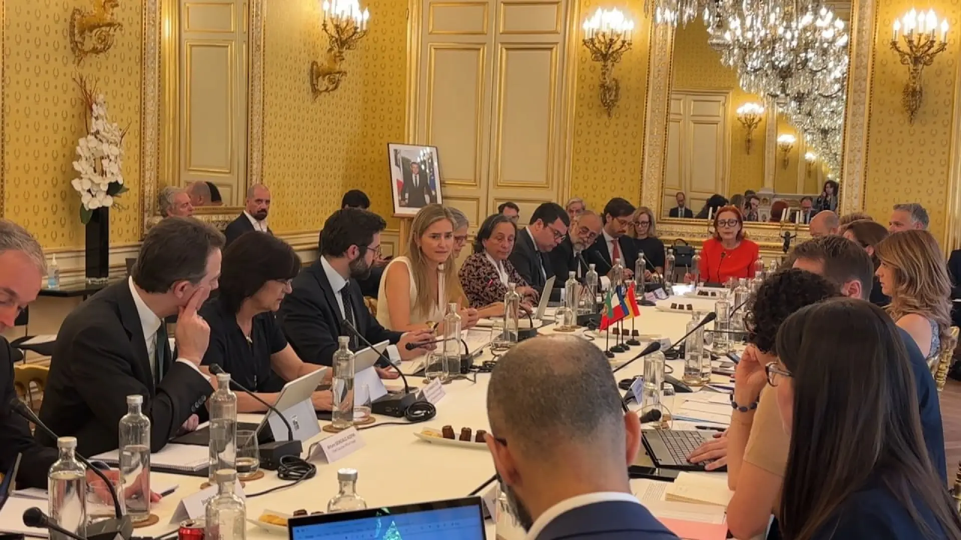  España y Portugal piden a la CE más dinero para interconexiones en un contacto de alto nivel para vencer las reticencias de Francia 