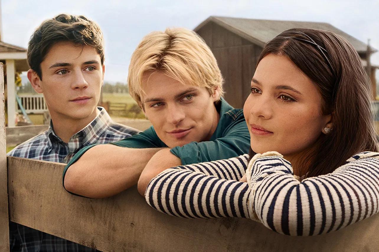 5 Teen Shows Like ‘My Life With The Walter Boys’