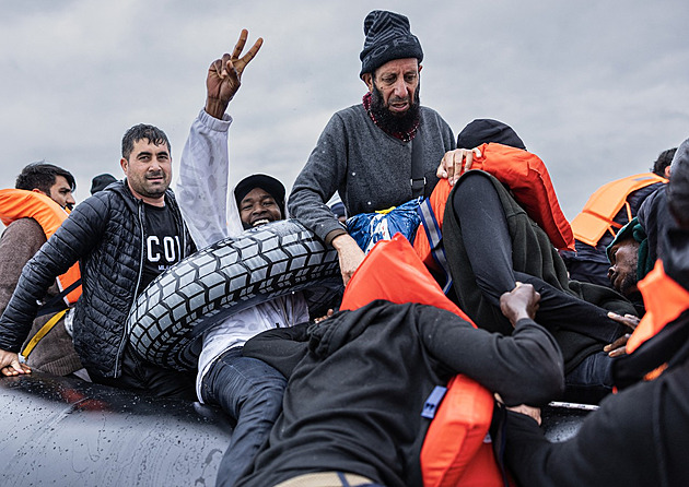 Předstírejte homosexualitu, radí migrantům právníci. Zvýší tím šanci na azyl